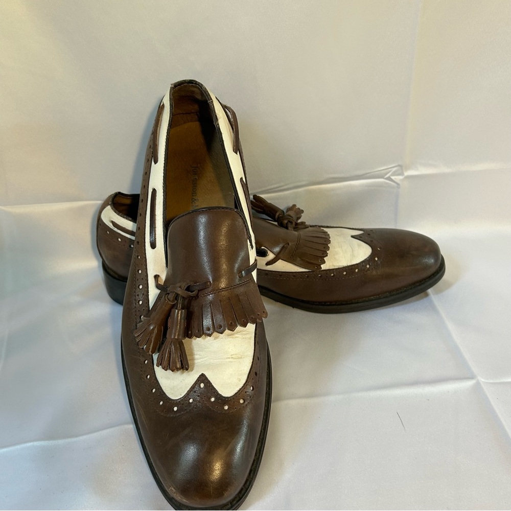 Two-Tone Tassel Loafers